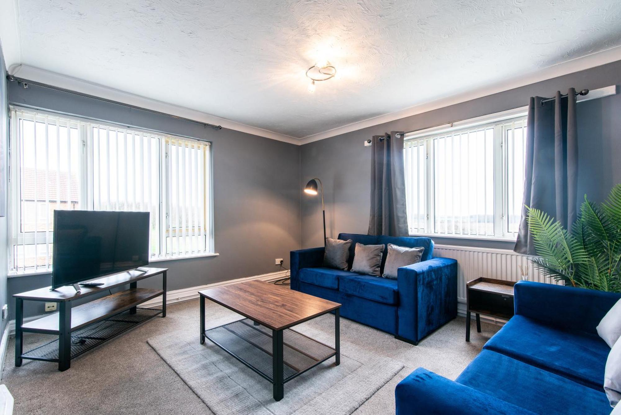 3 Bed Apartment - Perfect For Contractors Near Liverpool Airport Hale  Exteriér fotografie
