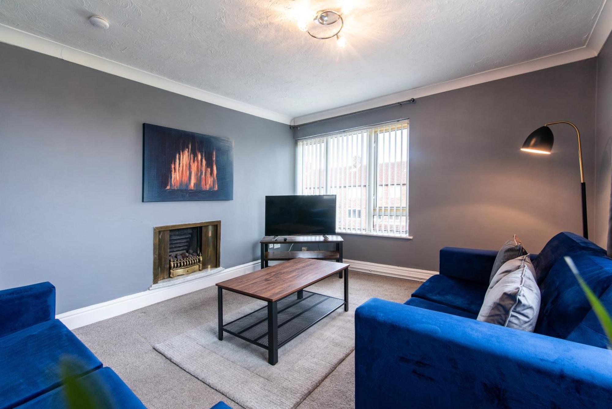 3 Bed Apartment - Perfect For Contractors Near Liverpool Airport Hale  Exteriér fotografie